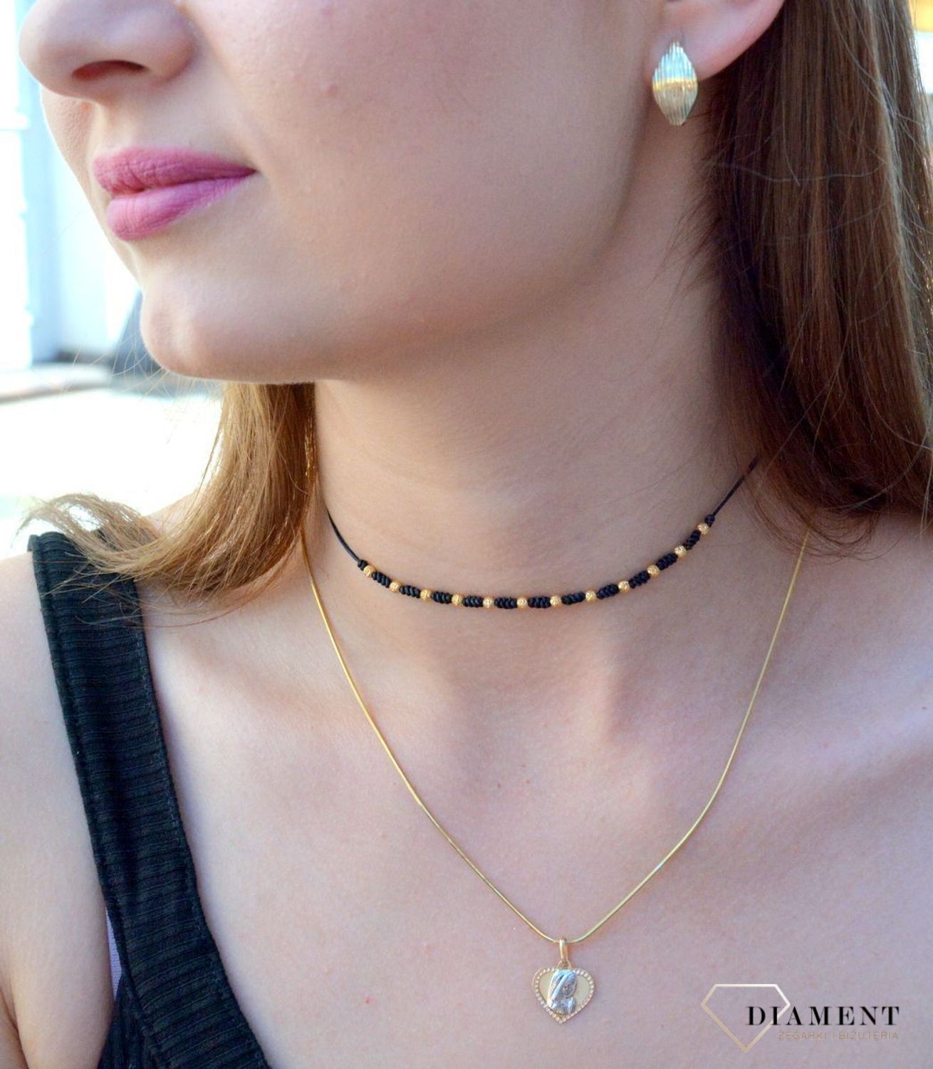 Kolczyki złote 333 grawerowane z zapięciem angielskim KL 7357 333. Kolczyki złote grawerowane. Złote kolczyki damskie. Kolczyki próby 333. Kolczyki złote klasyczne. Kolczyki idealne na prezent. Kolczyki dla ukochanej..jpg